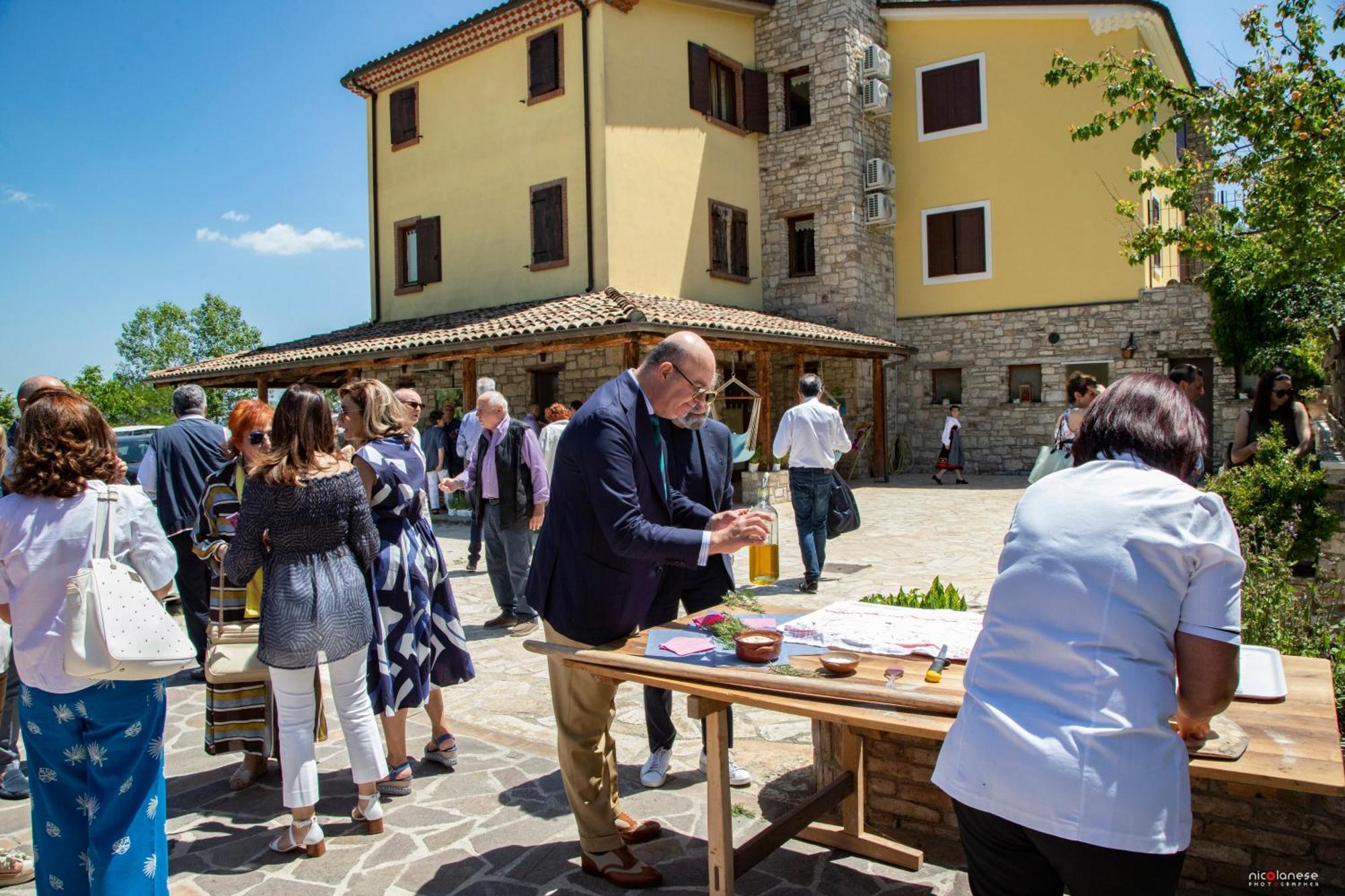 Agriturismo Terra E Sapori Campodipietra Bagian luar foto